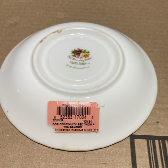 Yea cup and saucer - Picture 2 of 8